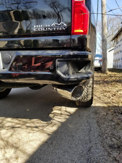 MBRP T5154 Exhaust Tip Installed on Silverado 2500HD 3500HD 6.6L